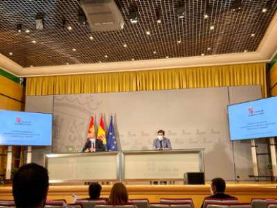 Carriedo, Igea y Amilivia, en el complejo de Presidencia